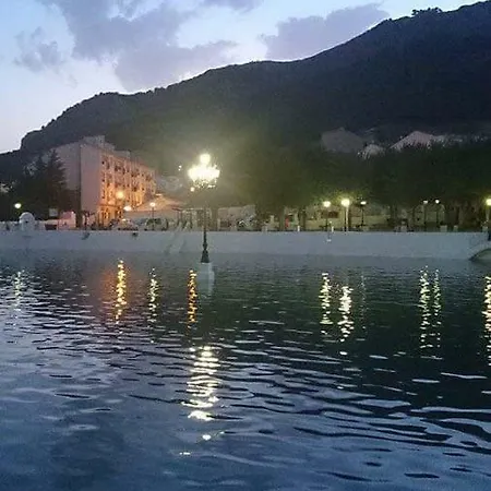 Cueva El Sauce Kır Evi Pegalajar
